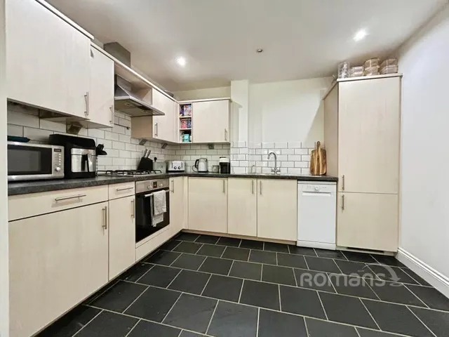 Waleron Road, Fleet, GU51, photo 2