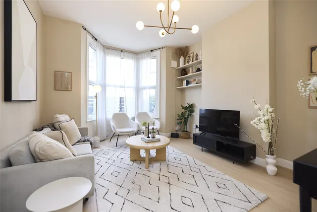 Tubbs Road, London, NW10, photo 1