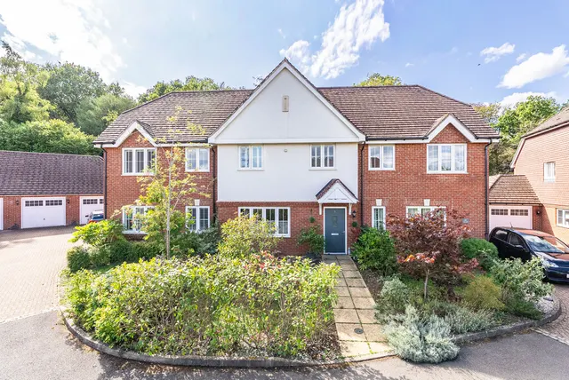 Woodlands Close, Dorking, RH4, photo 1