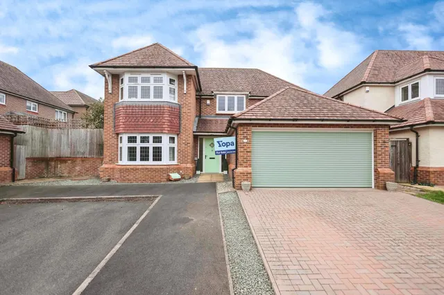 Ingram Avenue, Worcester, WR2, photo 1