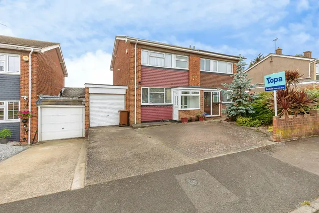 Vidgeon Avenue, Hoo, ME3, photo 1