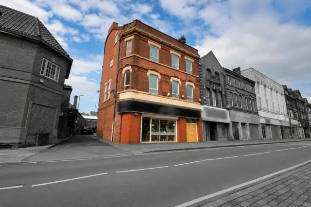 High Street, Stoke-on-trent, photo 1