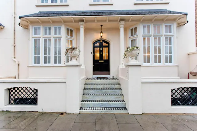 Park Village West, Regent`s Park, NW1, photo 1