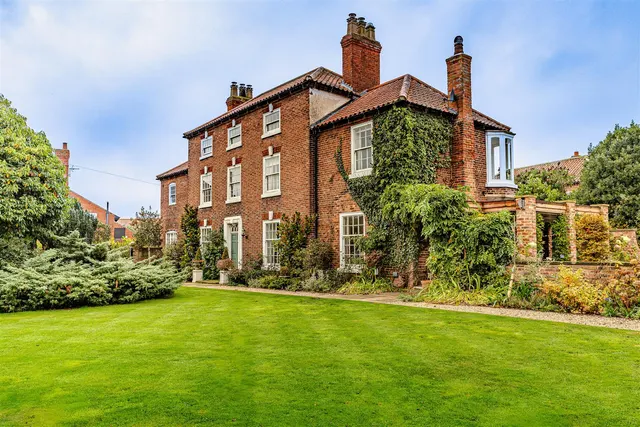 Thorpe Road, Mattersey, photo 1
