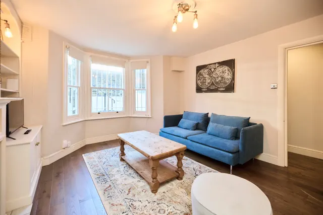 Taybridge Road, Battersea, SW11, photo 1