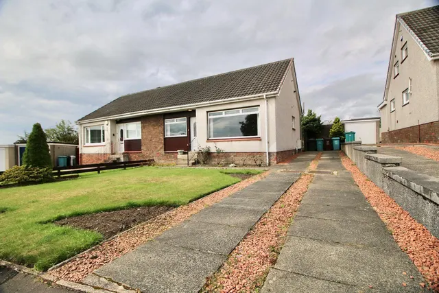 Athelstane Drive, Greenfaulds, Cumbernauld, G67 4BD, photo 1