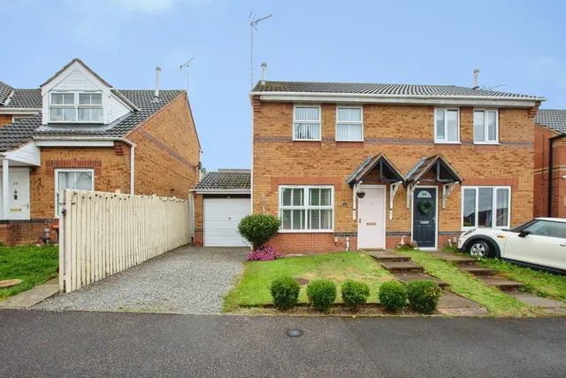 All Saints Court, Huthwaite, NG17, photo 1