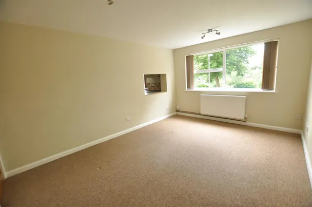 Osborne Road, WR14, photo 2