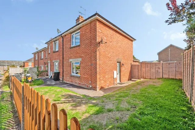 2 bedroom house, Wilson Road, Dorchester, DT1
