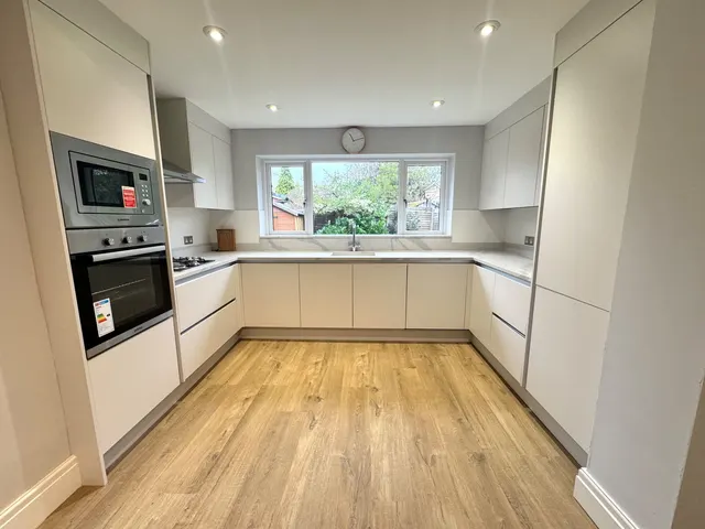 Ravenoak Road, Cheadle Hulme, SK8, photo 2