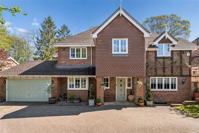 New Road, Little Kingshill, Great Missenden, Buckinghamshire, HP16 0EZ, photo 1