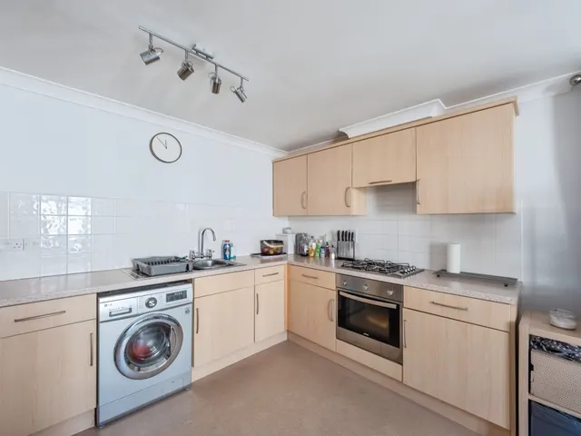 Billingsmoor Lane, Poundbury, DT1, photo 3