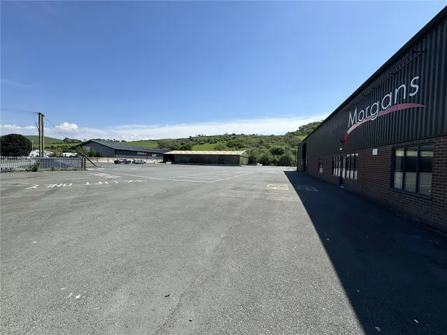 Glan Yr Afon Industrial Estate, Llanbadarn Fawr, photo 1