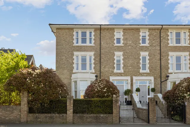 Wimbledon, SW19, photo 1