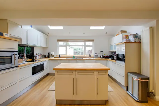 Cambridge Road, Impington, CB24, photo 2