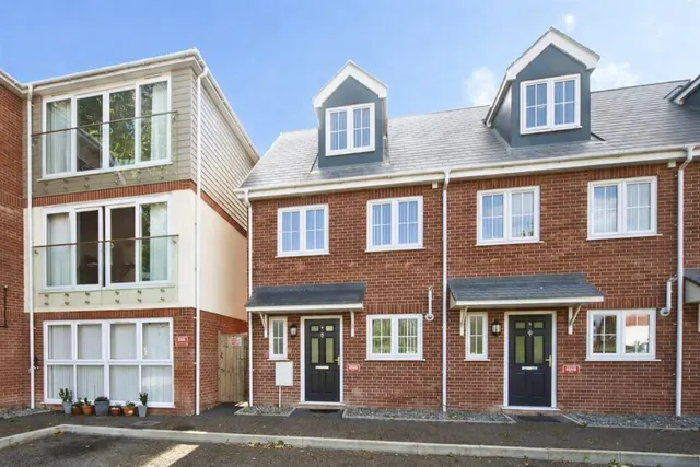 Paragon Place, Bridgwater, TA6, photo 2