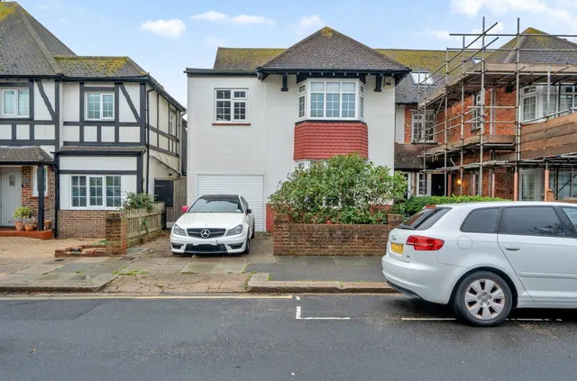 Middleton Avenue, Hove, BN3, photo 1