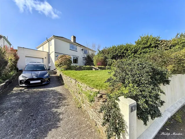 Hillcrest Avenue, Truro, photo 1