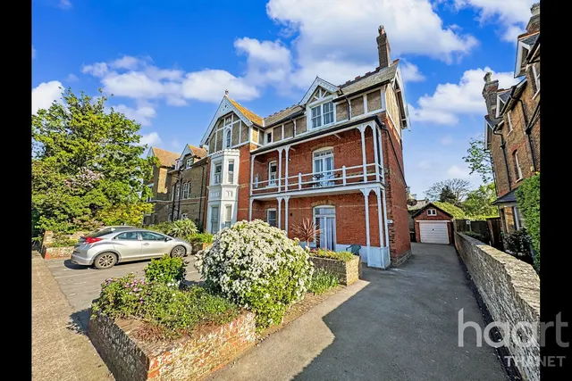 Westgate Bay Avenue, Westgate-On-Sea, CT8, photo 1