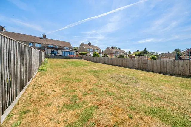 Moores Place, Hungerford, RG17, photo 1