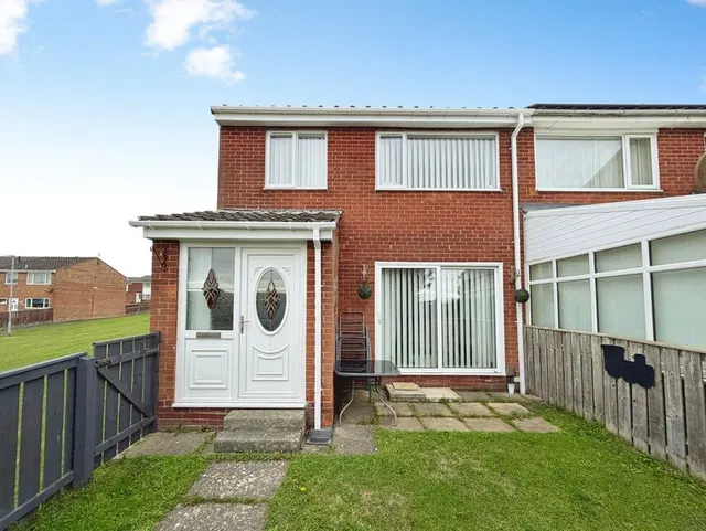 Aylward Place, Stanley, DH9, photo 1