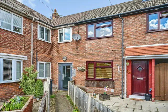 Simons Croft, Bootle, L30, photo 2