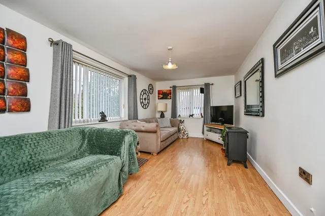Simons Croft, Bootle, L30, photo 3