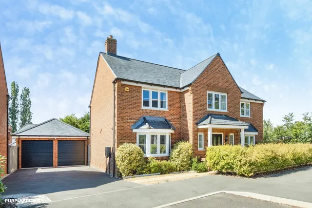 Mitchinson Street, Steeple Claydon, MK18, photo 1
