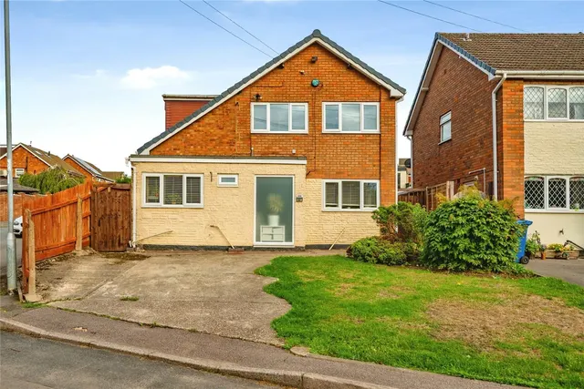 Moor Lane, TAMWORTH, Staffordshire, B77, photo 1