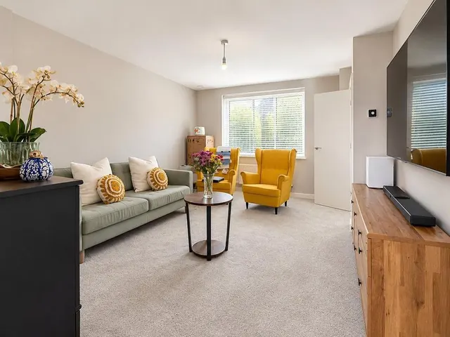 Carnoustie Road, Basingstoke, RG23, photo 2