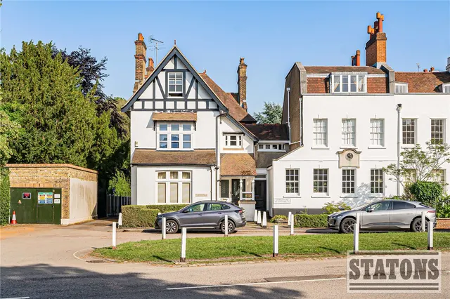 Hadley Green Road, Barnet, EN5 5PR, photo 1