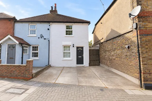 Brighton Road, Surbiton, KT6, photo 1