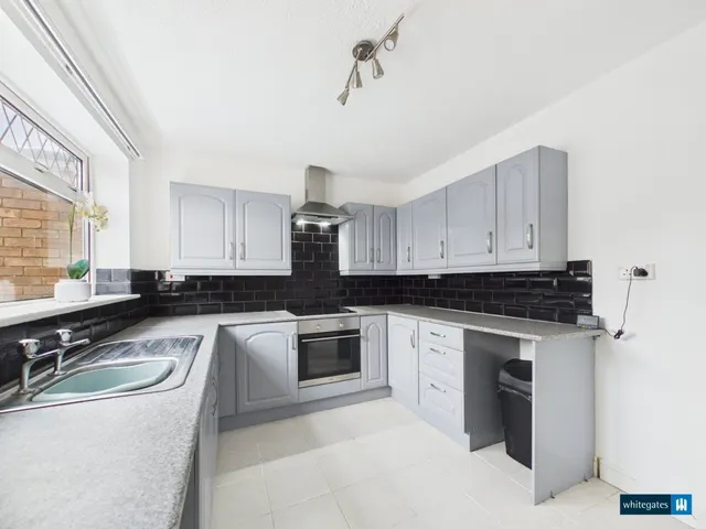 Atlea, New Broughton, LL11, photo 3