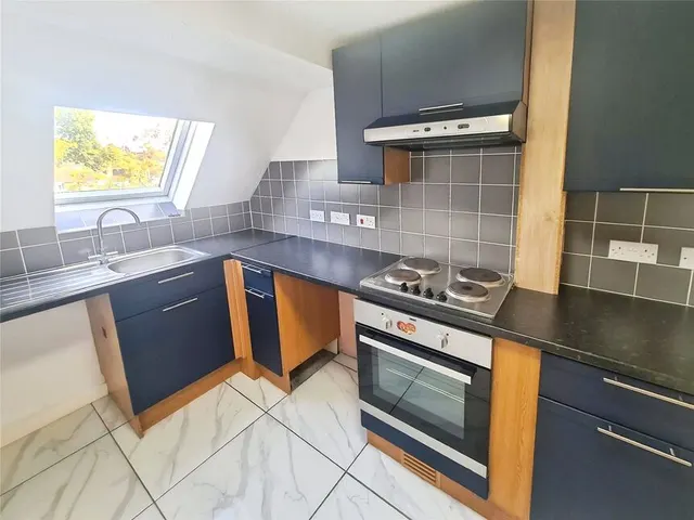 Edwina Close, Southampton, SO19, photo 3