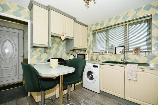 Hedley Drive, Brimington, S43, photo 2
