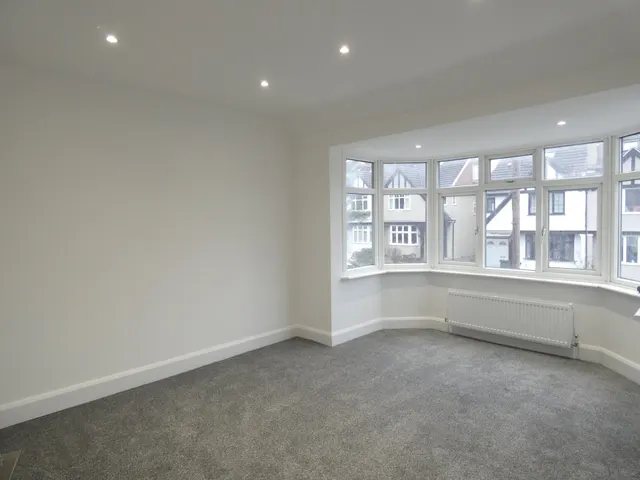 Brookbank Avenue, Hanwell, W7, photo 1