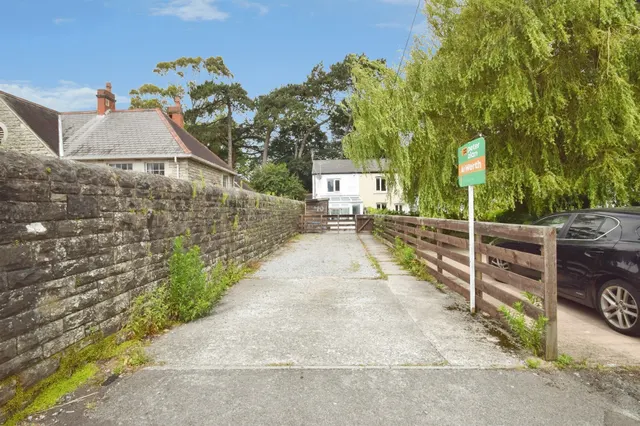 South Street, Bridgend, CF31, photo 1
