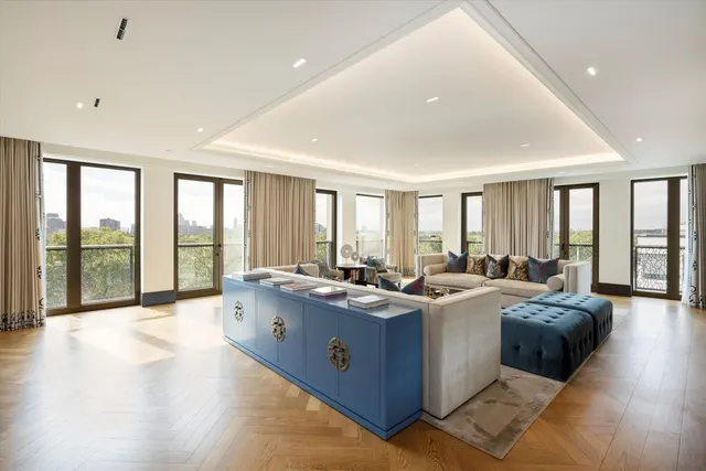 Ashburton Place, Mayfair, W1J, photo 1