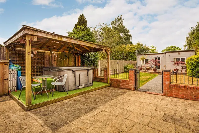 Grange Road, Alvaston, photo 2