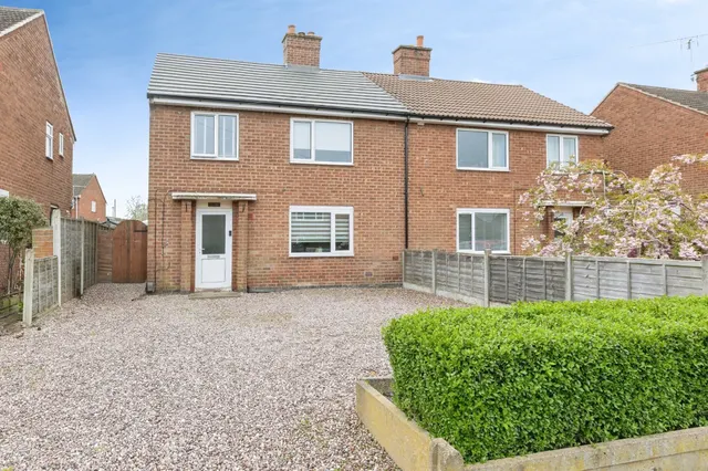 Shenton Road, Barwell, Leicester, photo 1