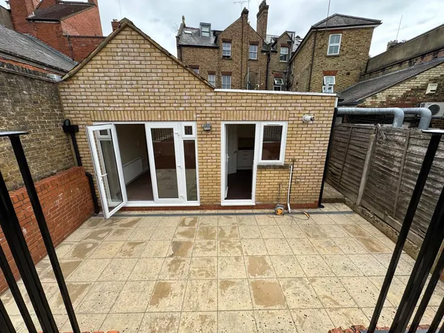 Photo 2 — 61a High Street, High Barnet, Herts, EN5 5UR