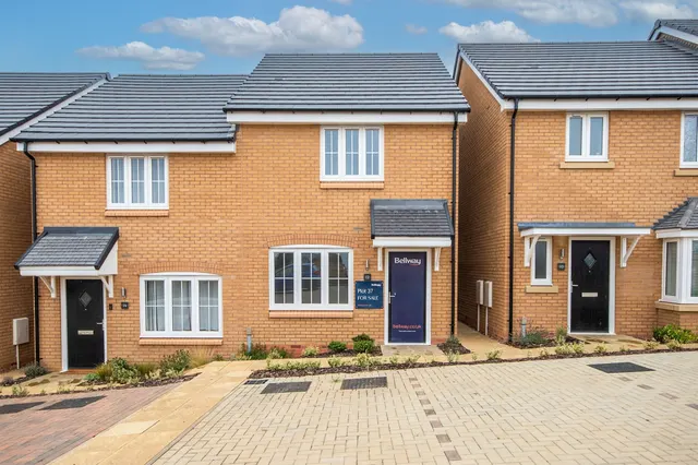 Irthlingborough Road North Wellingborough, NN8, photo 3