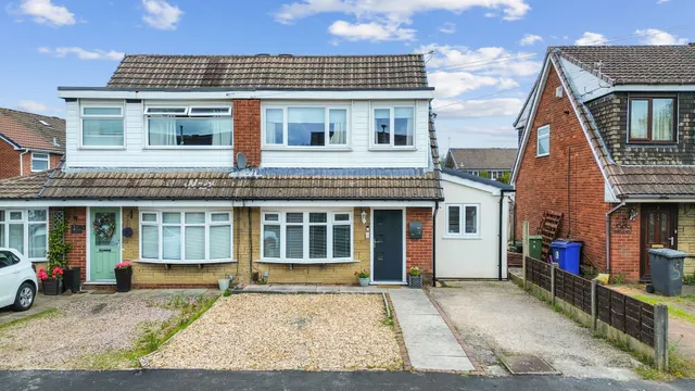 Chester Drive, Ashton-In-Makerfield, Wigan, Wigan, WN4 9JB, photo 1