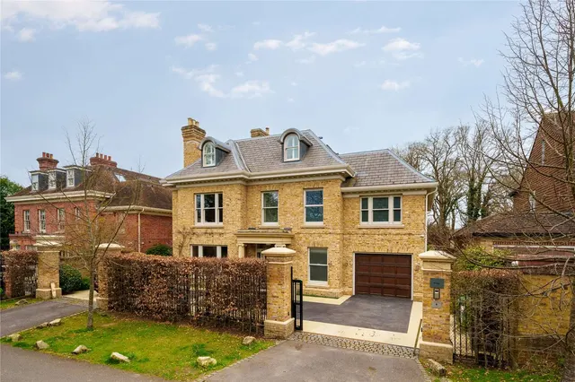 Ellerton Road, Wimbledon, London, SW20 0EP, photo 1