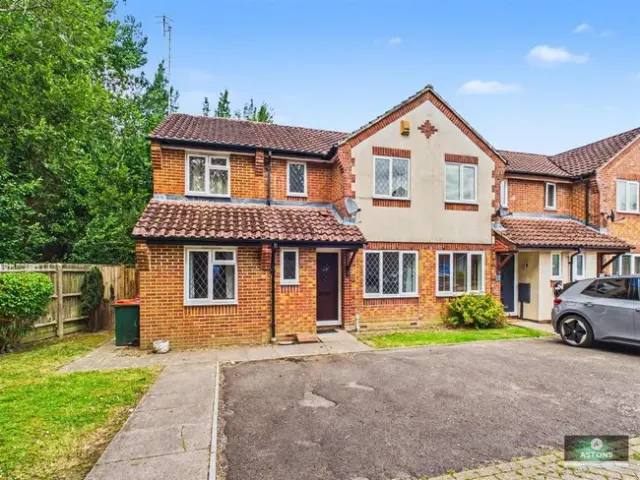 Graveney Road, Maidenbower