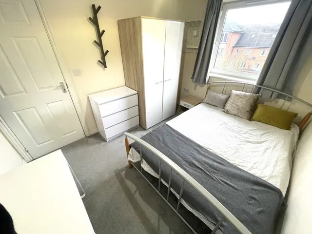 Meadow Way, Caversham, RG4, photo 2