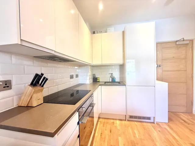 Photo 3 — Maybury Close, Frimley, Camberley, Surrey, GU16 7AX