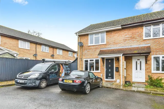 Fortune Way, Chippenham, photo 1