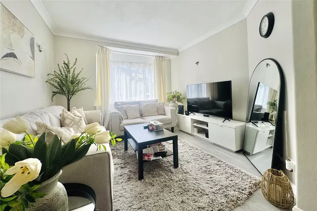 Photo 2 — Queen Mary Avenue, Camberley, Surrey, GU15 3BH