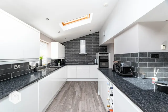 Photo 3 — Seaford Road, Bolton, BL2 4BU